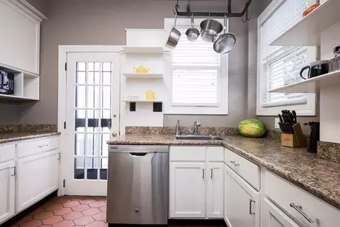 1650 Avon Pl NW, Washington, DC 20007 photo 8