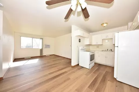 1104 Green Tree Rd - 1410 Park Ave, West Bend, WI 53090