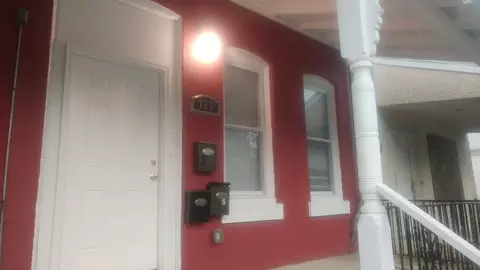 727 N 43rd St, Philadelphia, PA 19104