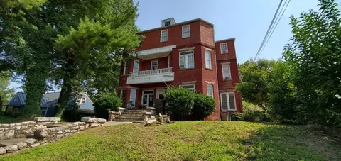 811 Walker Ave, Greensboro, NC 27403