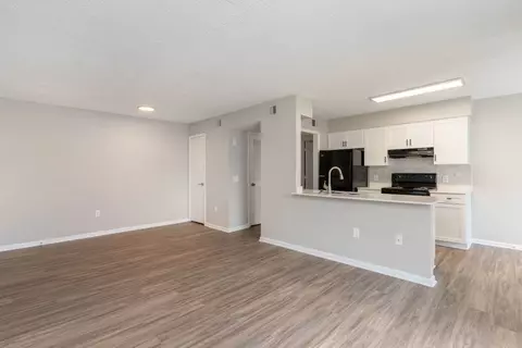 5300 New Centre Dr, Wilmington, NC 28403 photo 6