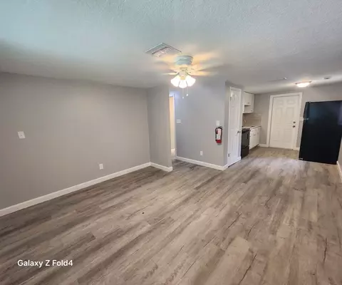 12319 N 9th St, Tampa, FL 33612