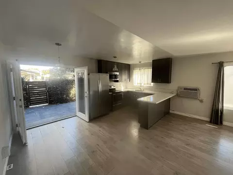 3322 Atwater Ave, Los Angeles, CA 90039