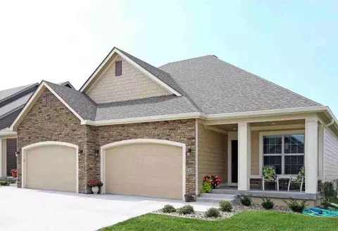 2300 SE Taylor Ct, Waukee, IA 50263
