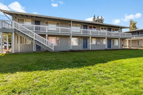 728 Cherry Ave, Sumner, WA 98390