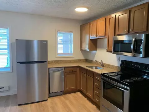 400 S Henderson St, Bloomington, IN 47401