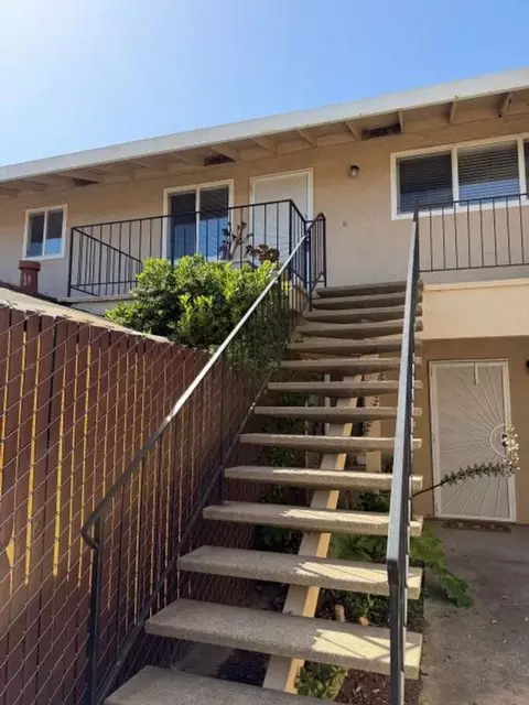 915 Castlewood Dr, Los Gatos, CA 95032