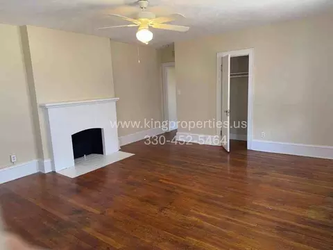 1749 Market Ave N, Canton, OH 44714
