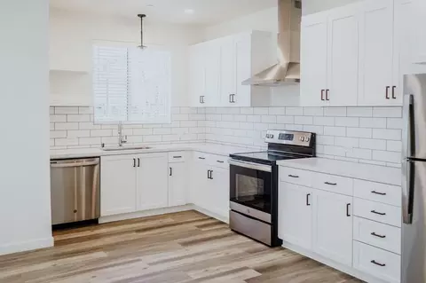 250 S Heath Rd, Bakersfield, CA 93314