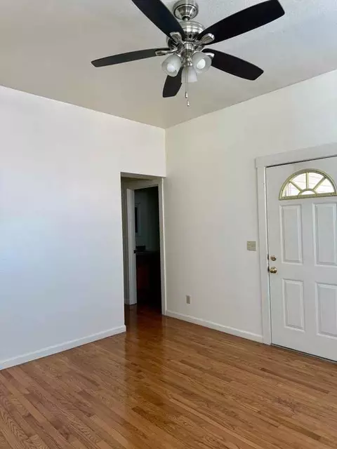 20 S Porter St, Portland, OR 97201