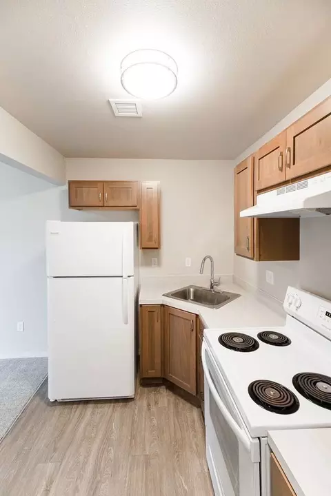 4821 S Kent Des Moines Rd, Kent, WA 98032