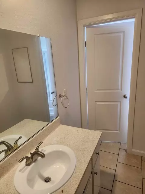 5809 Reseda Blvd, Los Angeles, CA 91356