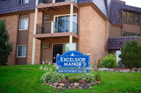 838 3rd Ave, Excelsior, MN 55331