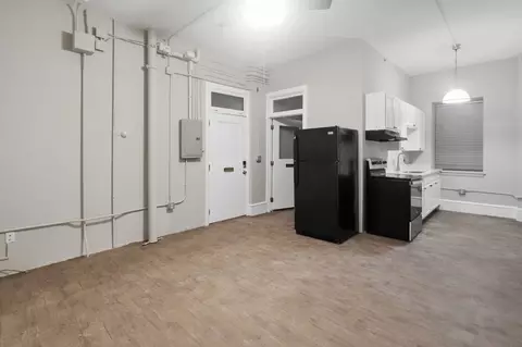 26 Main St, Woonsocket, RI 02895