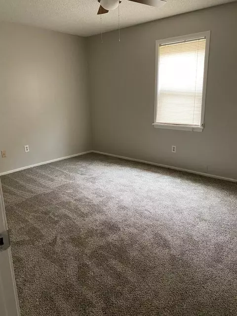 905 Raleigh St, Fort Smith, AR 72901