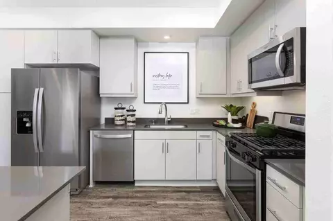 285 E Del Amo Blvd, Carson, CA 90745 photo 3