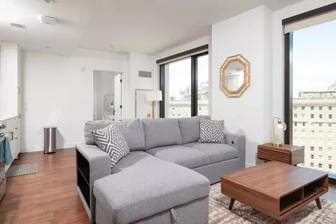 212 Stuart St, Boston, MA 02116