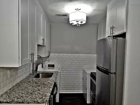 1401 Ascent Trl NW, Huntsville, AL 35816