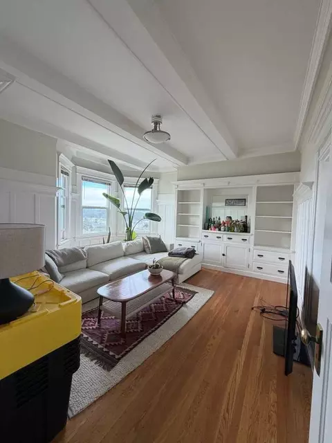 1382 5th Ave, San Francisco, CA 94122