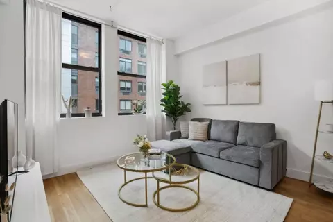 200 E 11th St, New York, NY 10003