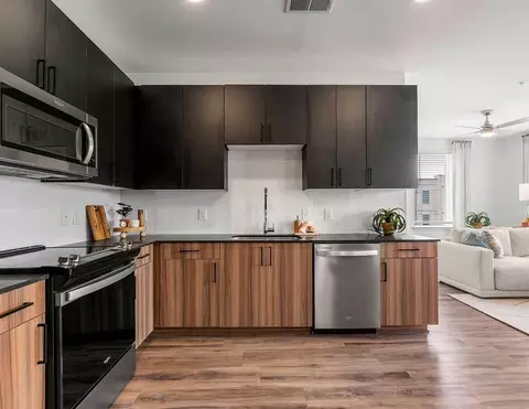 397 N Central Ave #5205, Hapeville, GA 30354