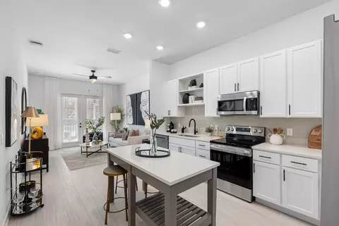 900 E Sligh Ave #251, Tampa, FL 33604