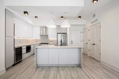 2335 NE 186th St #1_0701, Miami, FL 33180