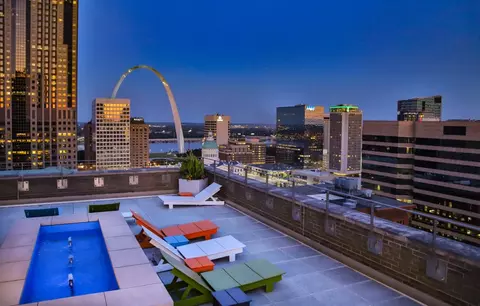 800 Olive St #1117, Saint Louis, MO 63101