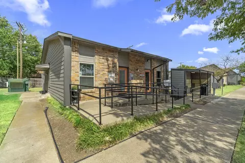 400 Phillips St #401, Cleburne, TX 76033