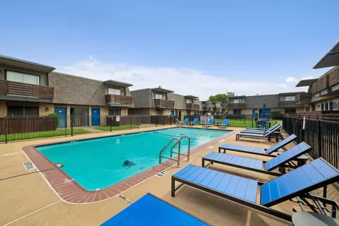 1012 W Pioneer Pkwy #2006, Arlington, TX 76013