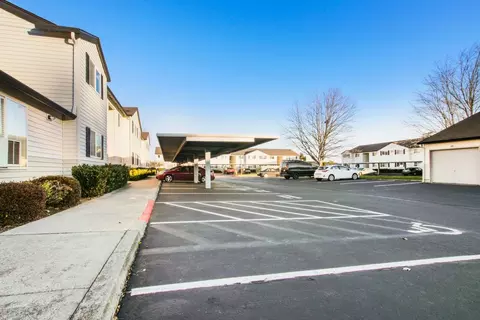 16119 SE 1st St #C34, Vancouver, WA 98684