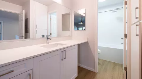 4111 S Via Marina Va Marina #213, Marina Del Rey, CA 90292
