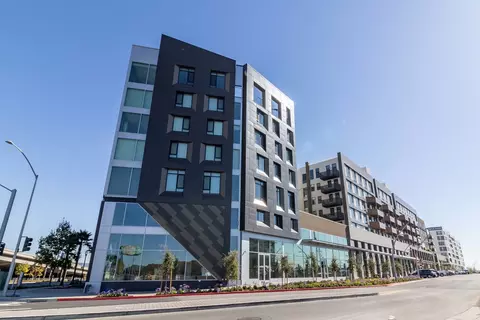 260 Brooklyn Basin Way #604, Oakland, CA 94606