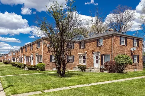 18450 W Chicago #9544G104, Detroit, MI 48228