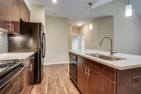 1127 Hidden Rdg #3088, Irving, TX 75038