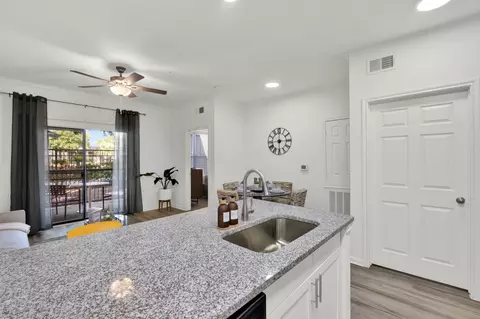1320 Austin Hwy #6301, San Antonio, TX 78209