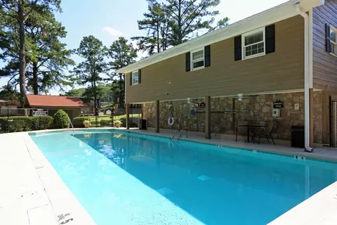 48 Chateau Dr SE #H-53, Rome, GA 30161