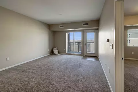 123 30th St E #1306, Williston, ND 58801 photo 5