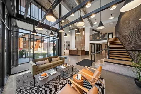 311 W 22nd St #441, Kansas City, MO 64108