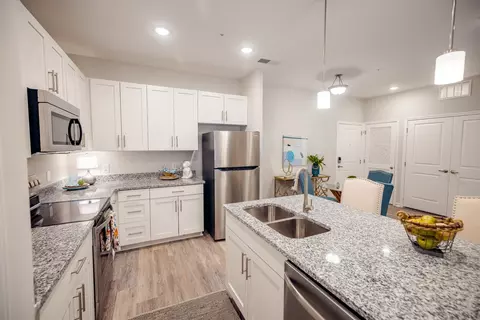 185 Rosewood Loop #184-184-309, Burlington, NC 27215