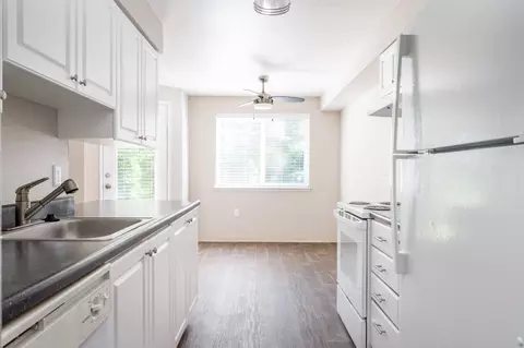 16500 SE 82nd Dr #102-08, Clackamas, OR 97015