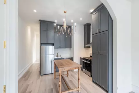 999 N 15th St #3, Philadelphia, PA 19130