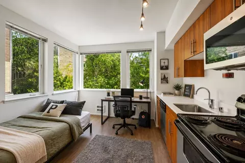 4302 7th Ave NE #305, Seattle, WA 98105