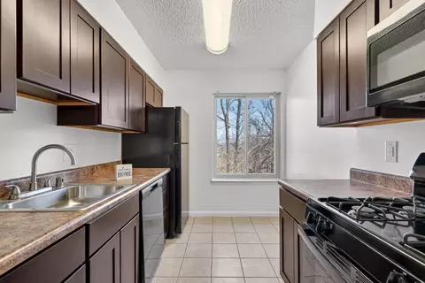 400 Taylor St NE #P33, Washington, DC 20017