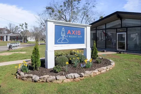 4405 Judith Ln SW #4406-4406-76B, Huntsville, AL 35805