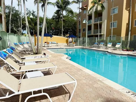 4001 N Pine Island Rd #103, Sunrise, FL 33351