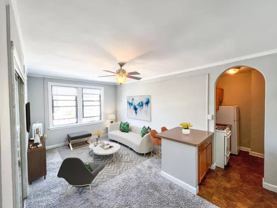  5541 S Everett Ave #710, Chicago, IL 60637 photo 2