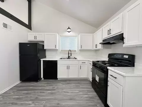 1210 NW Kent Ct #1215CA, Blue Springs, MO 64015