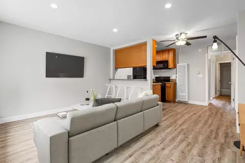 14355 Huston St #138, Los Angeles, CA 91423
