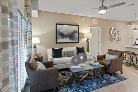 120 Parkway Dr #06208, Jackson, MS 39211